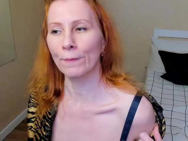 Offline SofiaReginald on BongaCams