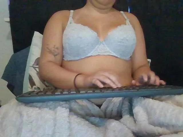 Offline spookysmokes on BongaCams