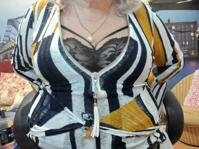 Freechat StarMarmelada on BongaCams