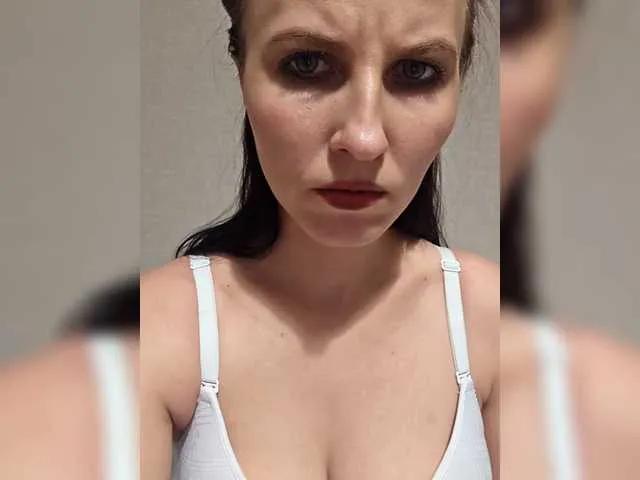 Offline Tanya-star on BongaCams