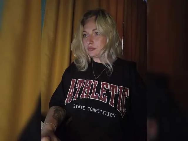 Freechat Tanysha-1 on BongaCams