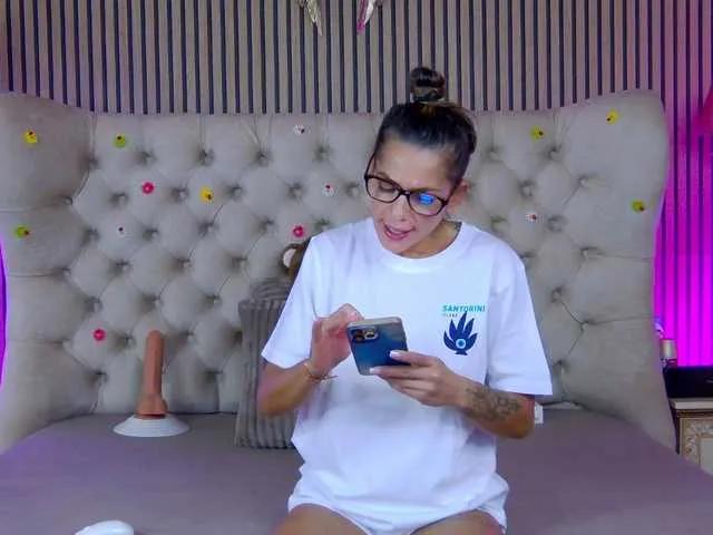 Offline TastyShow on BongaCams