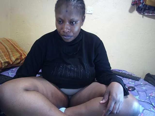 Freechat Thicksoraya on BongaCams