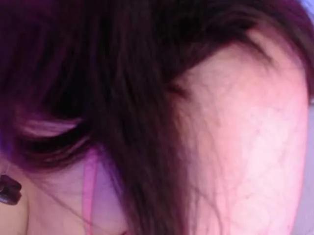 Offline trixxxye on BongaCams