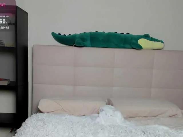 BongaCams Tune-Godness is Freechat Tune-Godness — gentle touches, polite communication, sexy phrases