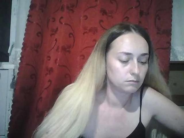 Offline Yana36 on BongaCams