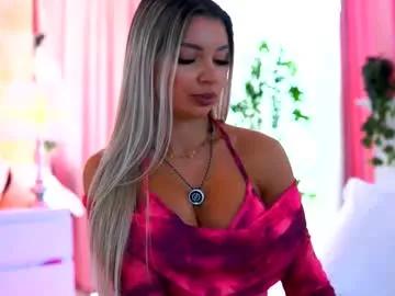 Freechat _arielle on Chaturbate