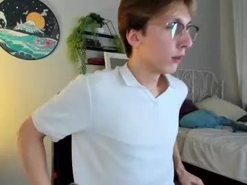 Freechat adrian_di on Chaturbate