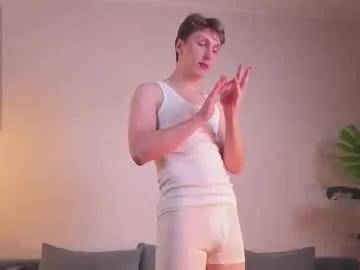 Freechat adrian_di on Chaturbate