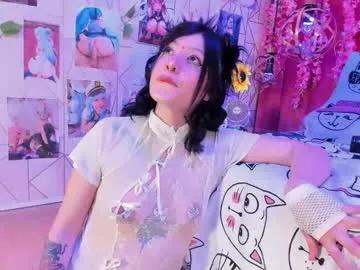 Freechat alicebenett_ on Chaturbate