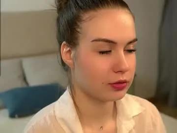 angelesryther — GOAL: suck 1 finger<3 [22 tokens remaining] I'm new here and want to make new acquaintances #new #teen #braces #young #lovense