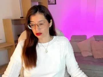 Freechat antoneella__ on Chaturbate