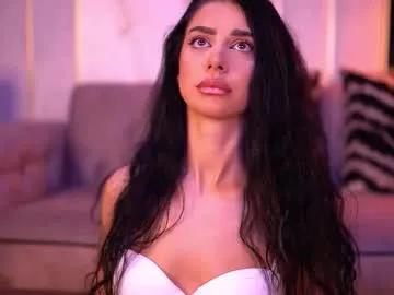 Freechat arinarhodes on Chaturbate