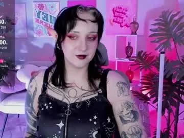Freechat asheluck on Chaturbate
