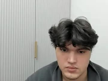 Freechat bondistar on Chaturbate