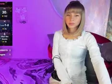 charmbianca — Heyy! How is your mood? #milf #stockings #c2c #blonde #heels [0 tokens remaining]