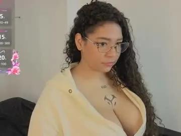 Freechat cloebunny_ on Chaturbate