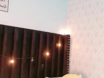 Freechat dirtylittleslutt_ on Chaturbate