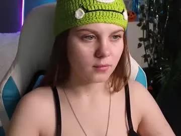 Freechat dyna_bae on Chaturbate