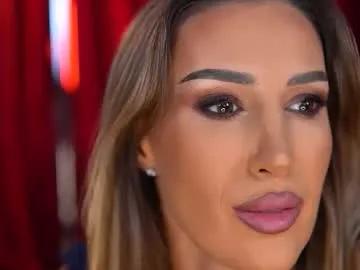 Freechat evelyn_evyy on Chaturbate