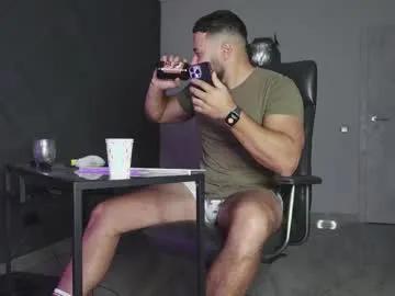 Freechat glennmasters on Chaturbate