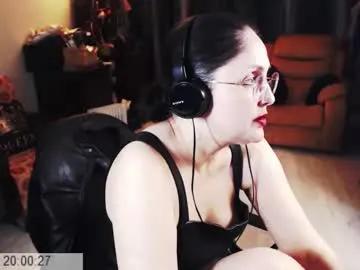 Freechat imperatrizasado on Chaturbate