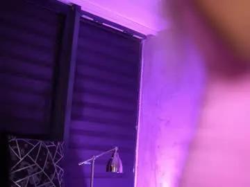 Freechat ivyrowa on Chaturbate