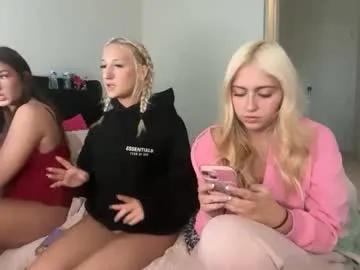 kateharperr — hand bra #new #blonde #18 #innocent #natural [1111 tokens remaining]