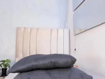 Freechat kayna_gomez on Chaturbate