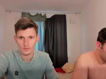 Freechat kevin_hornyyy on Chaturbate