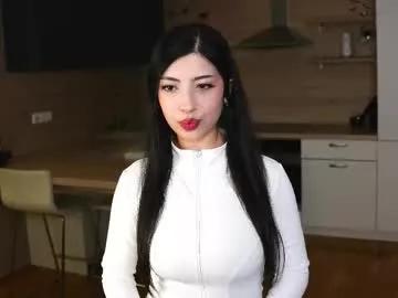 Freechat kindraevert on Chaturbate