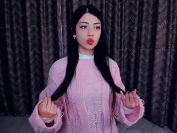 Freechat kindraevert on Chaturbate