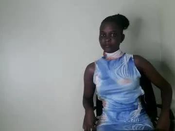 Freechat kisssmiles on Chaturbate