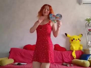 Freechat ladybigsmile on Chaturbate
