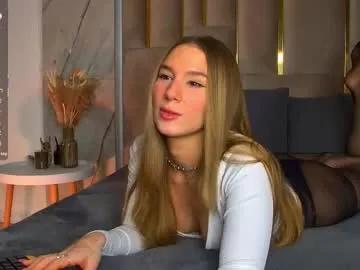 lesliemines — FAV 9,100, 200 one step closer to cumming - Goal: ASS CLOSE CAM [111 tokens left] #blonde #stockings #skinny #pantyhose #bigboobs