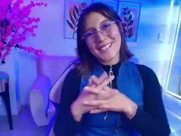 Chaturbate lili_scott is Freechat lili_scott — Current Goal: Goal #1 Name at 500 tokens -- #new #petite #latina #cute #c2c