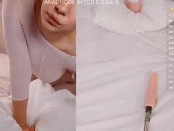 Freechat lovebabyblush on Chaturbate