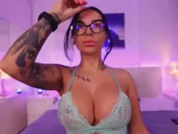 Freechat magyc_bri on Chaturbate