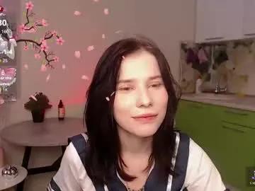 Freechat mellhyees on Chaturbate