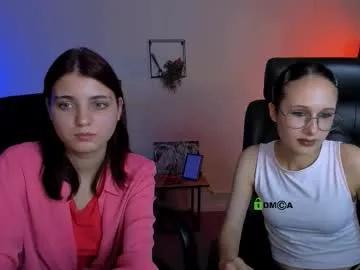 Freechat mona_cloud on Chaturbate