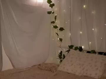Freechat mother__of__dragons on Chaturbate