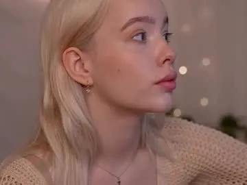 Freechat mother__of__dragons on Chaturbate