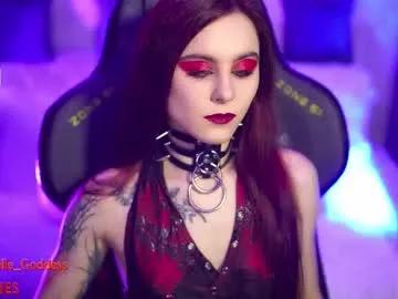 Freechat nelle_ on Chaturbate