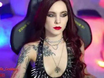 Freechat nelle_ on Chaturbate