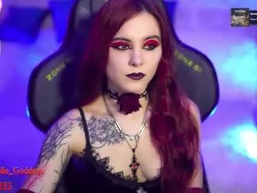 Freechat nelle_ on Chaturbate