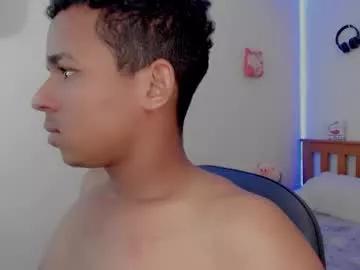 Freechat noah_smith04 on Chaturbate