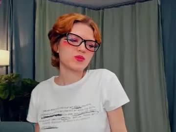 Freechat odettechurchwell on Chaturbate