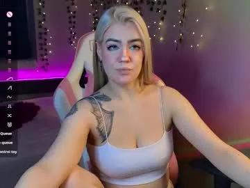 Freechat redvelveten on Chaturbate