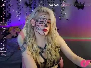 Freechat redvelveten on Chaturbate