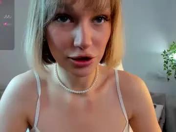 Freechat sarilit on Chaturbate